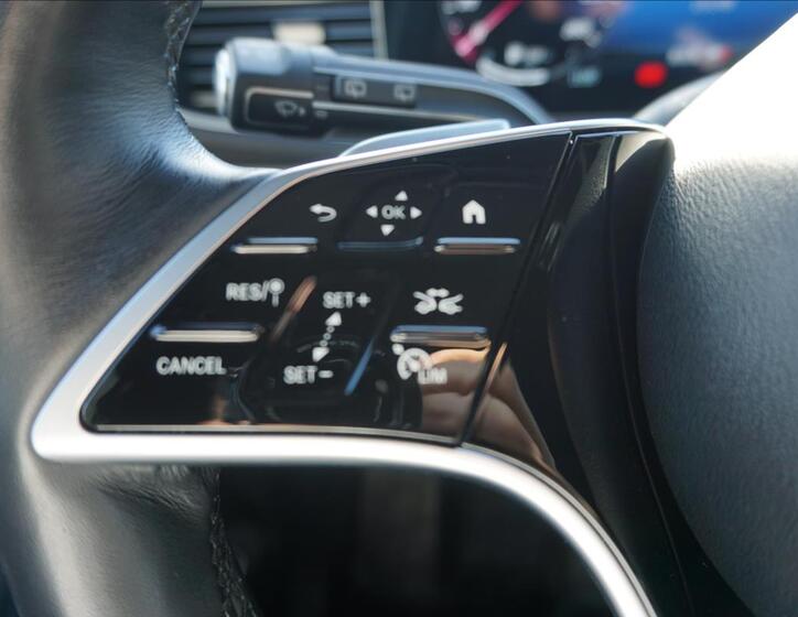 Mercedes-Benz GLE 18