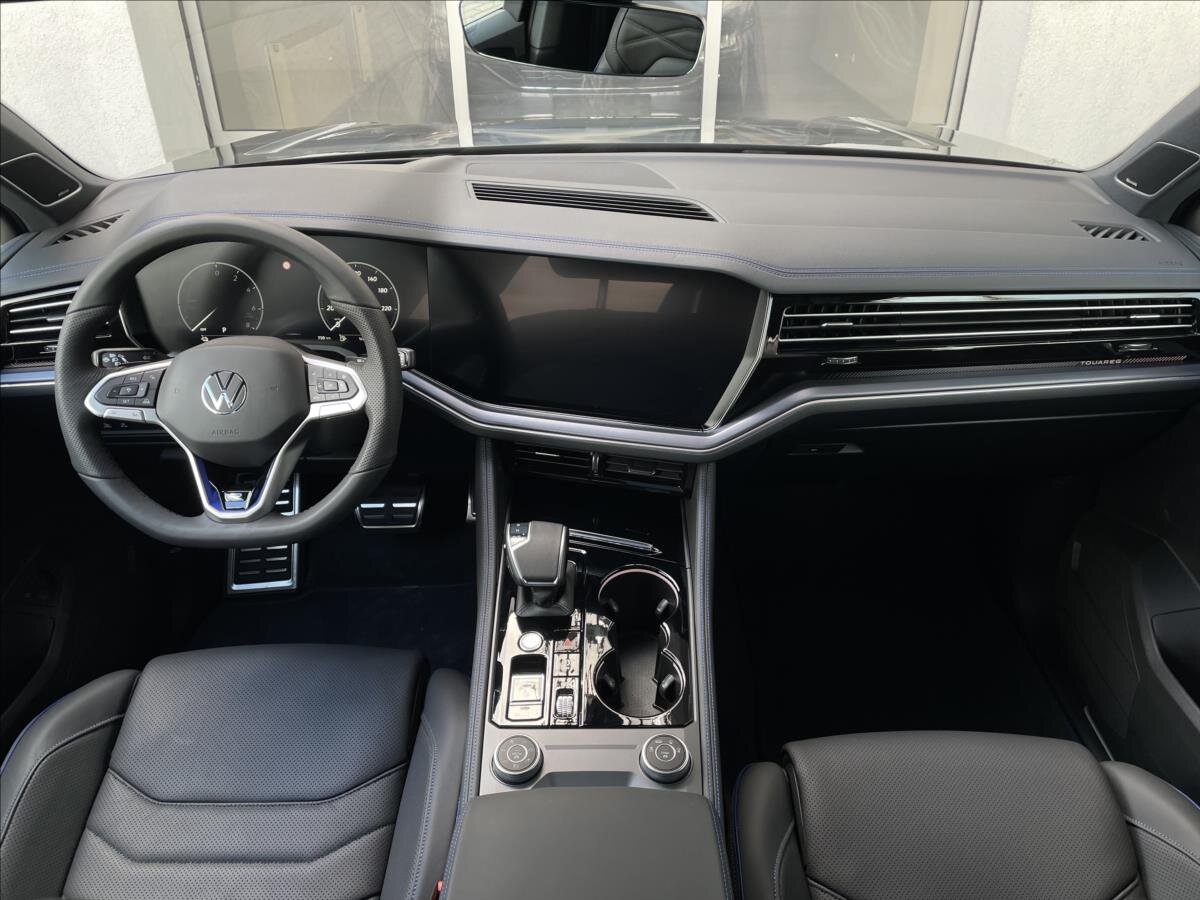 Volkswagen Touareg SUV / Terénní 3,0 l 250 kw