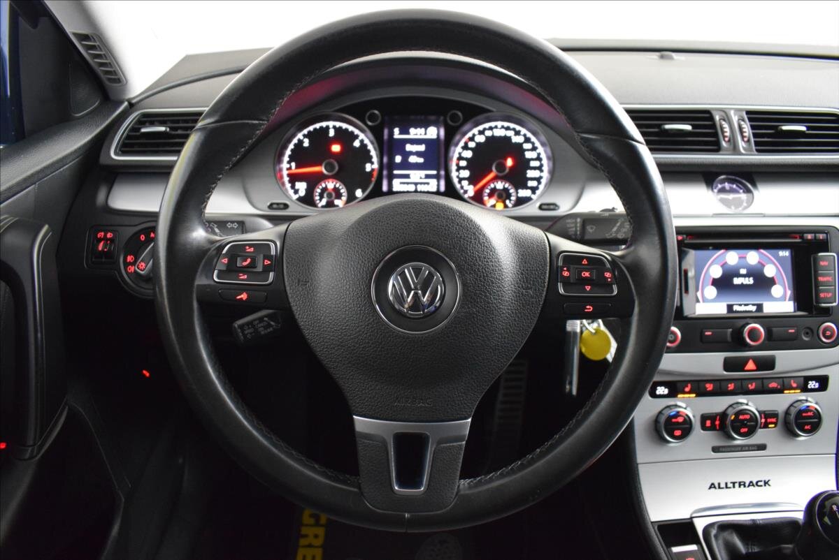 Volkswagen Passat Kombi 2,0 l 103 kw