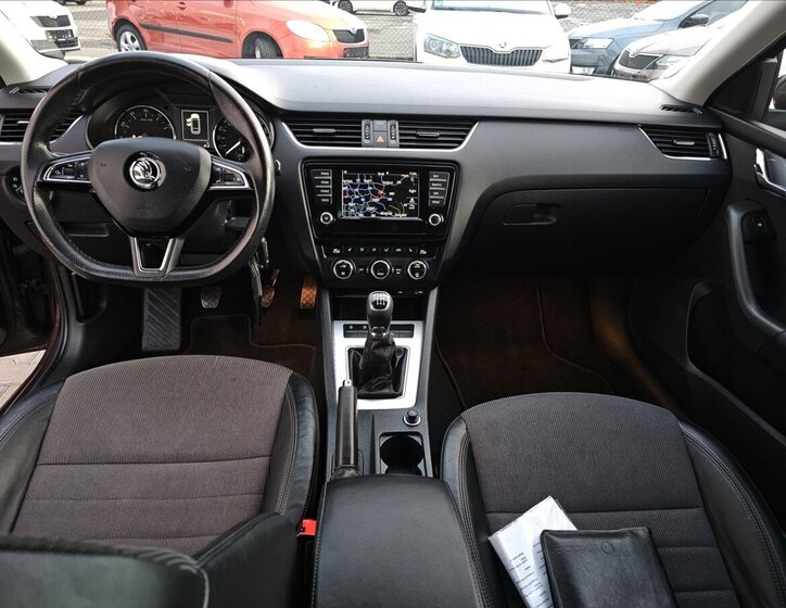 Škoda Octavia 24