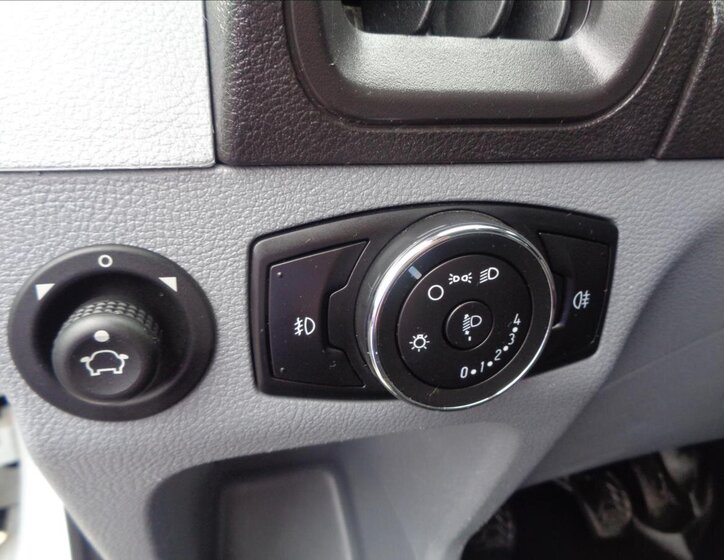 Ford Transit Ostatní 2,0 l 96 kw