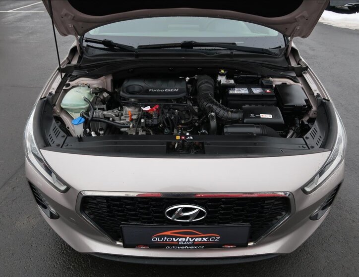 Hyundai i30 Hatchback 998,0 88 kw