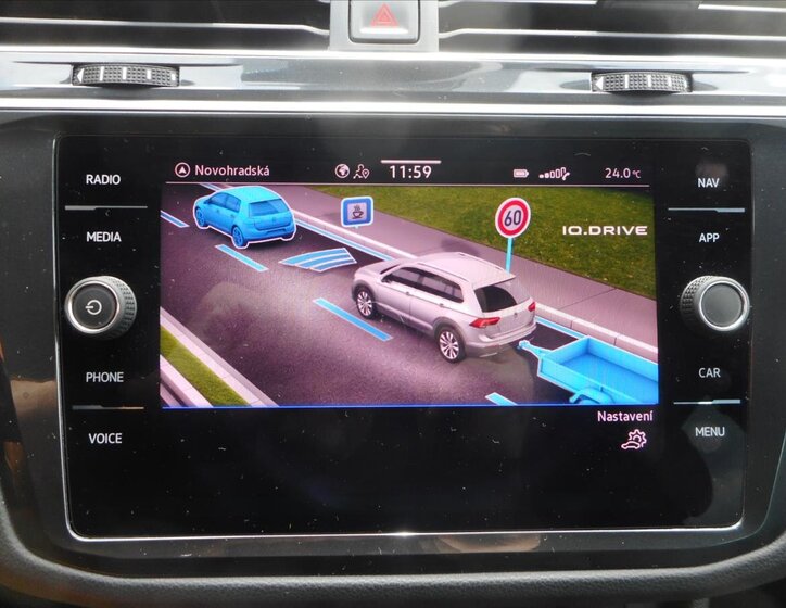 Volkswagen Tiguan SUV 1,5 l 110 kw