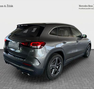 Mercedes-Benz GLA 4
