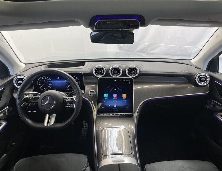 Mercedes-Benz GLC 13