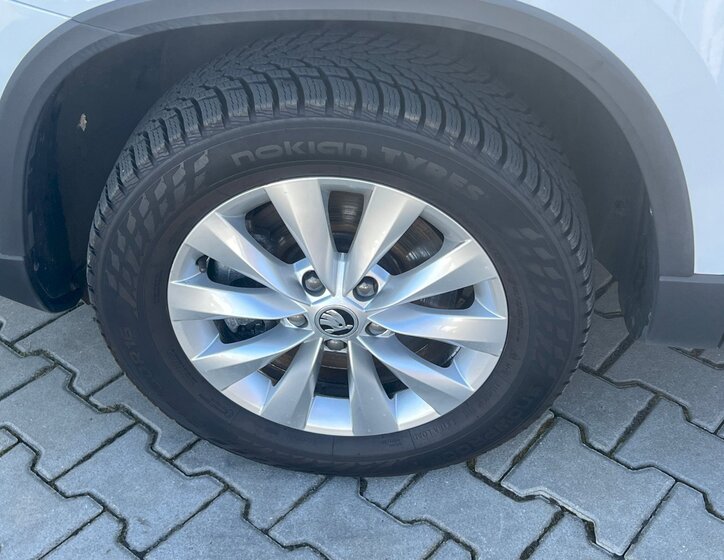 Škoda Karoq SUV / Terénní 1,5 l 110 kw