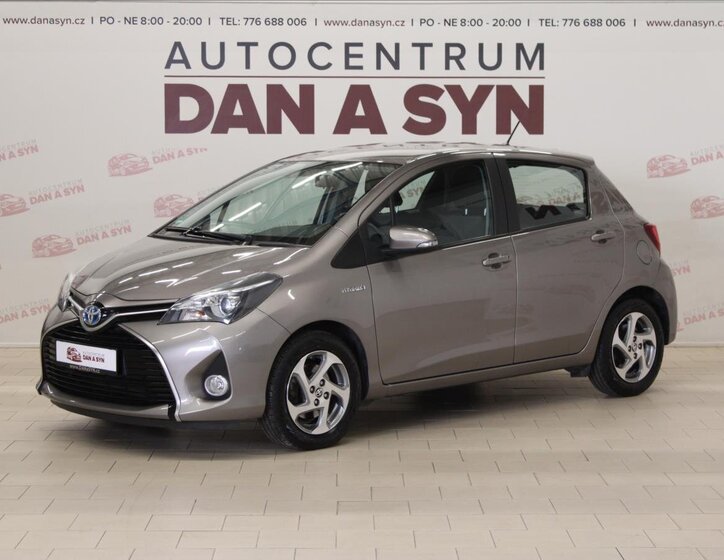 Toyota Yaris Hatchback 1,5 l 74 kw