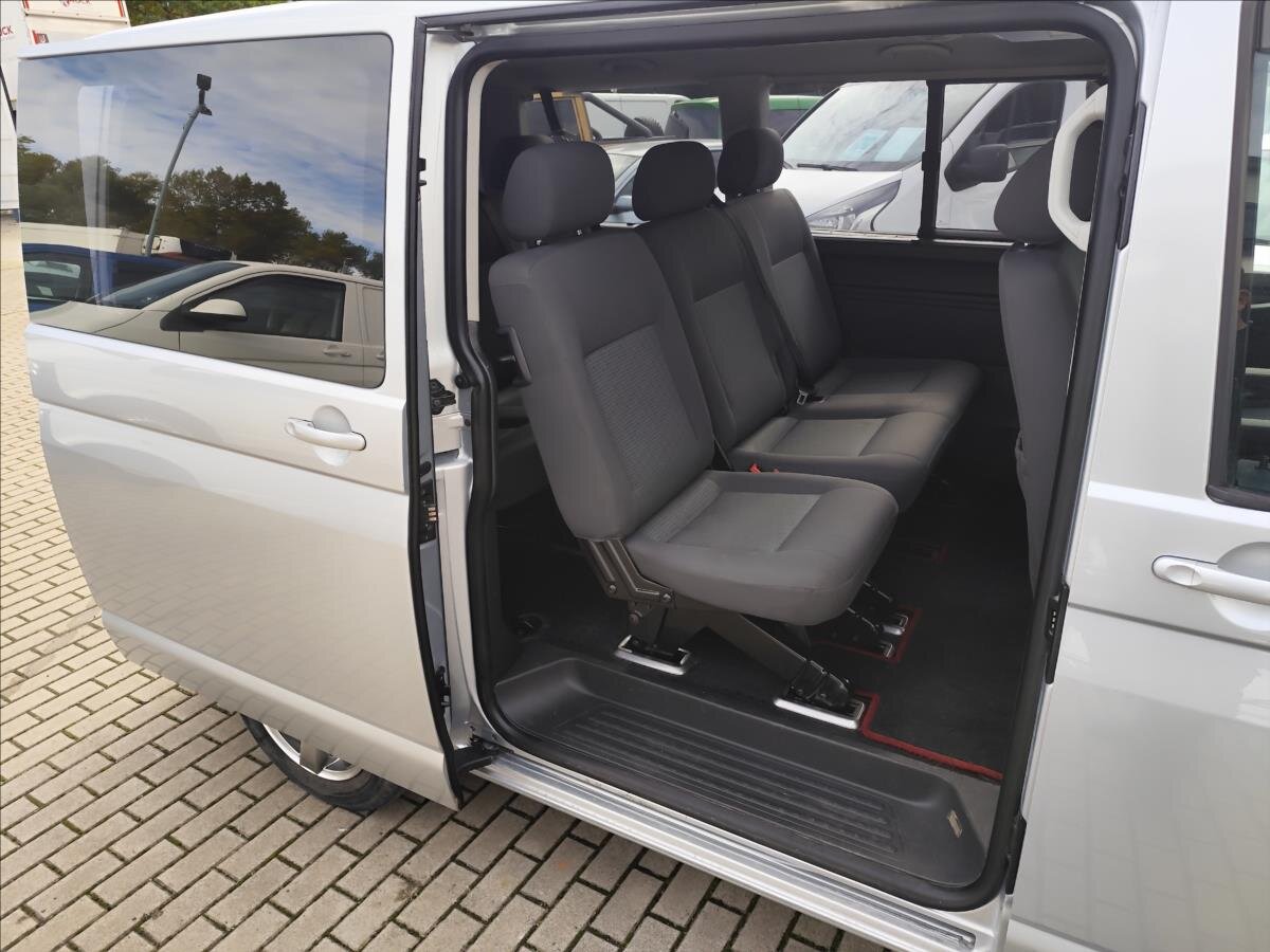 Volkswagen Caravelle