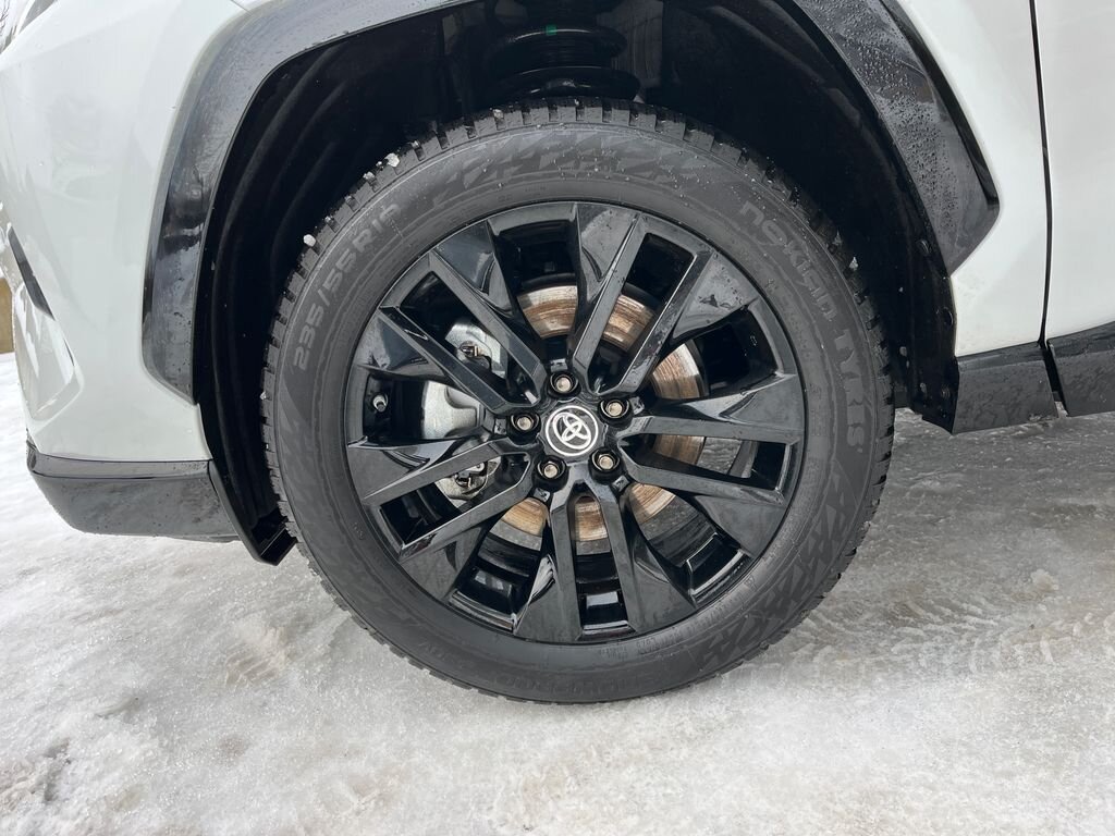 Toyota RAV4 SUV 2,5 l 131 kw