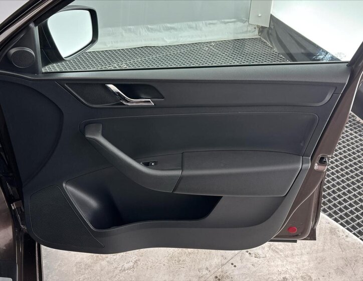 Škoda Rapid Liftback 1,2 l 81 kw