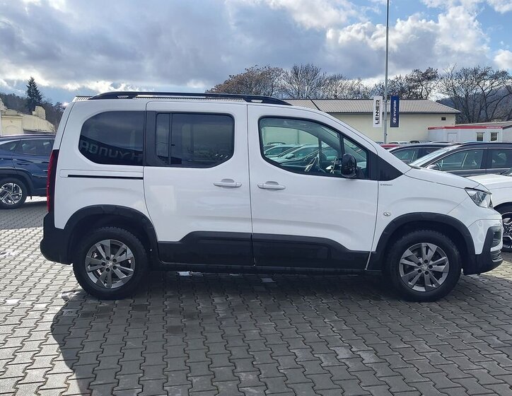 Peugeot Rifter VAN-Minibus 1,5 l 96 kw