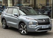 Mitsubishi Outlander 3