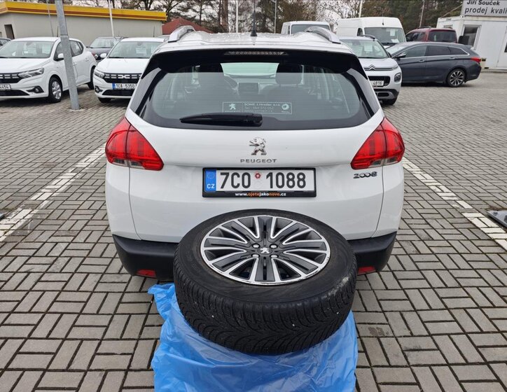 Peugeot 2008 SUV / Terénní 1,2 l 60 kw