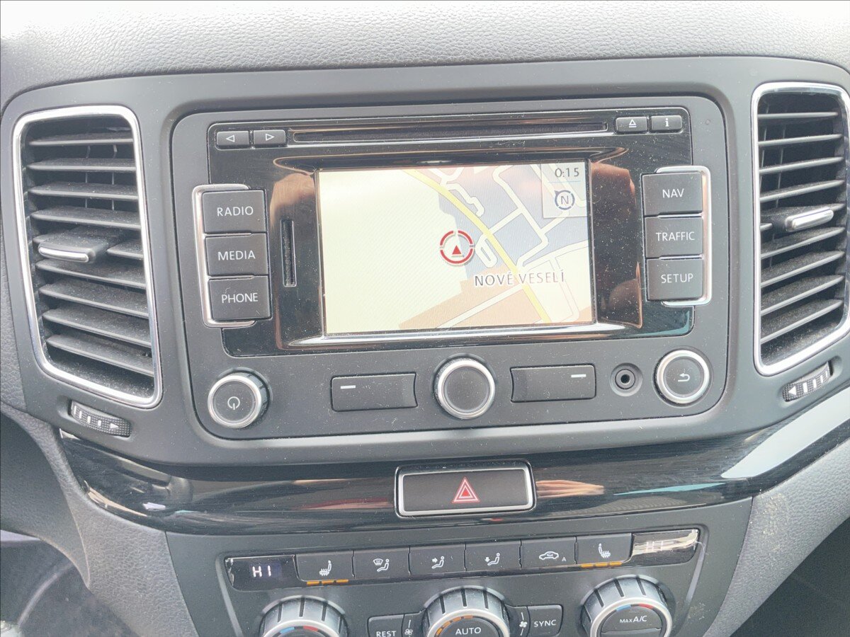 Seat Alhambra Kombi 1,4 l 110 kw