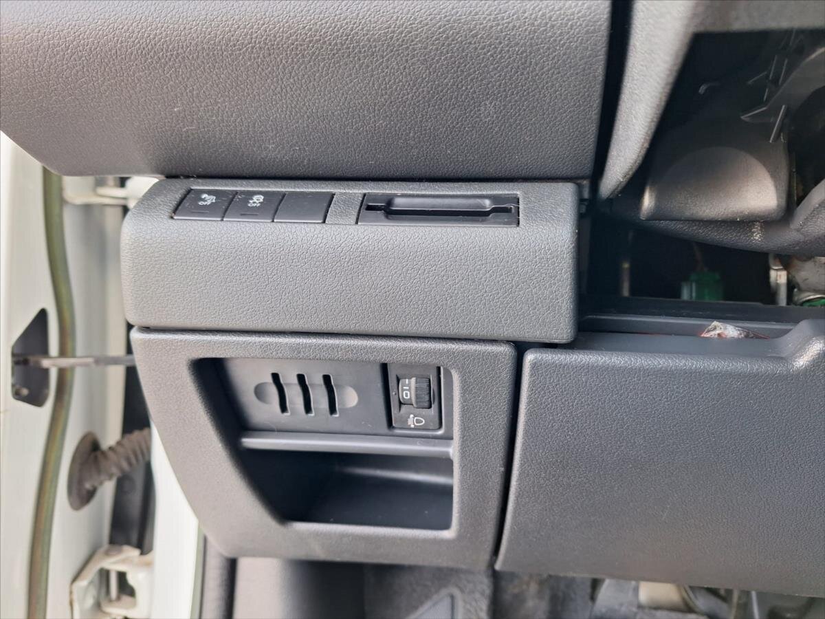 Peugeot 5008 MPV 1,6 l 84 kw