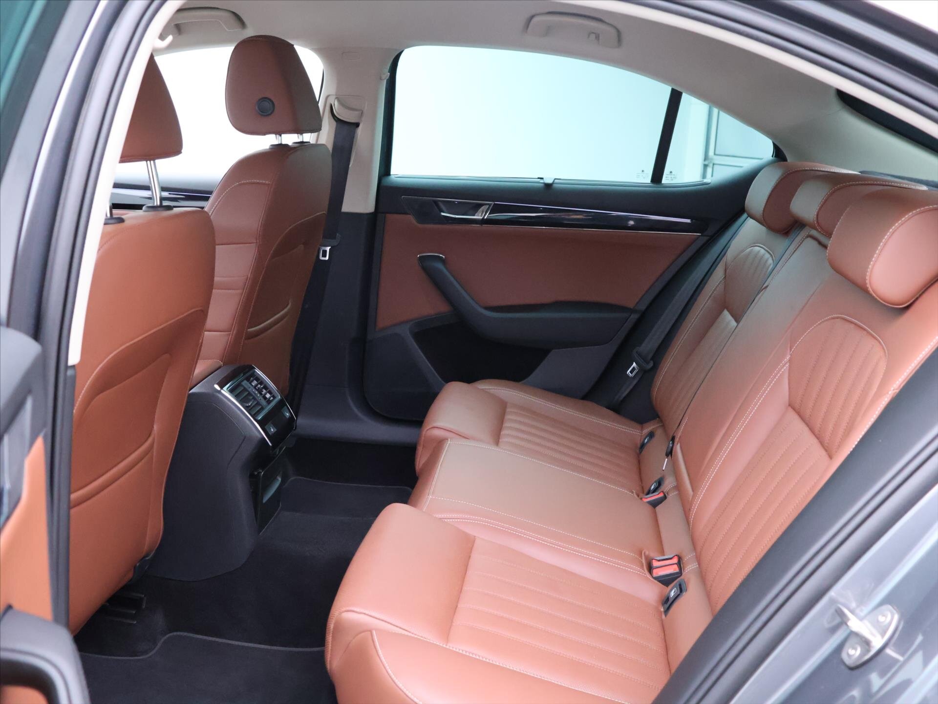 Škoda Superb Liftback 2,0 l 110 kw