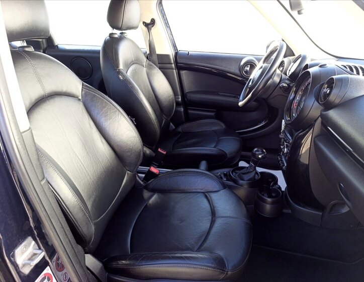 Mini Countryman SUV / Terénní 2,0 l 82 kw