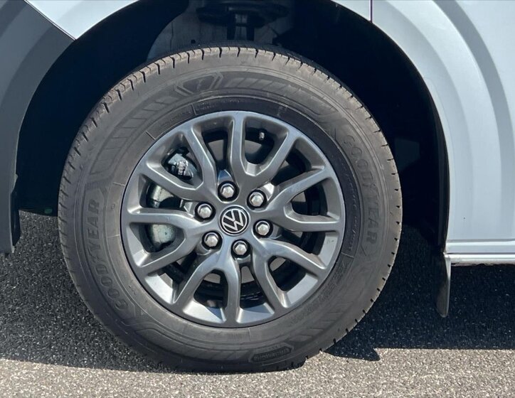 Volkswagen Transporter Skříň 2,0 l 110 kw