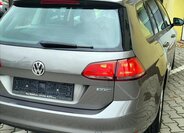 Volkswagen Golf 9