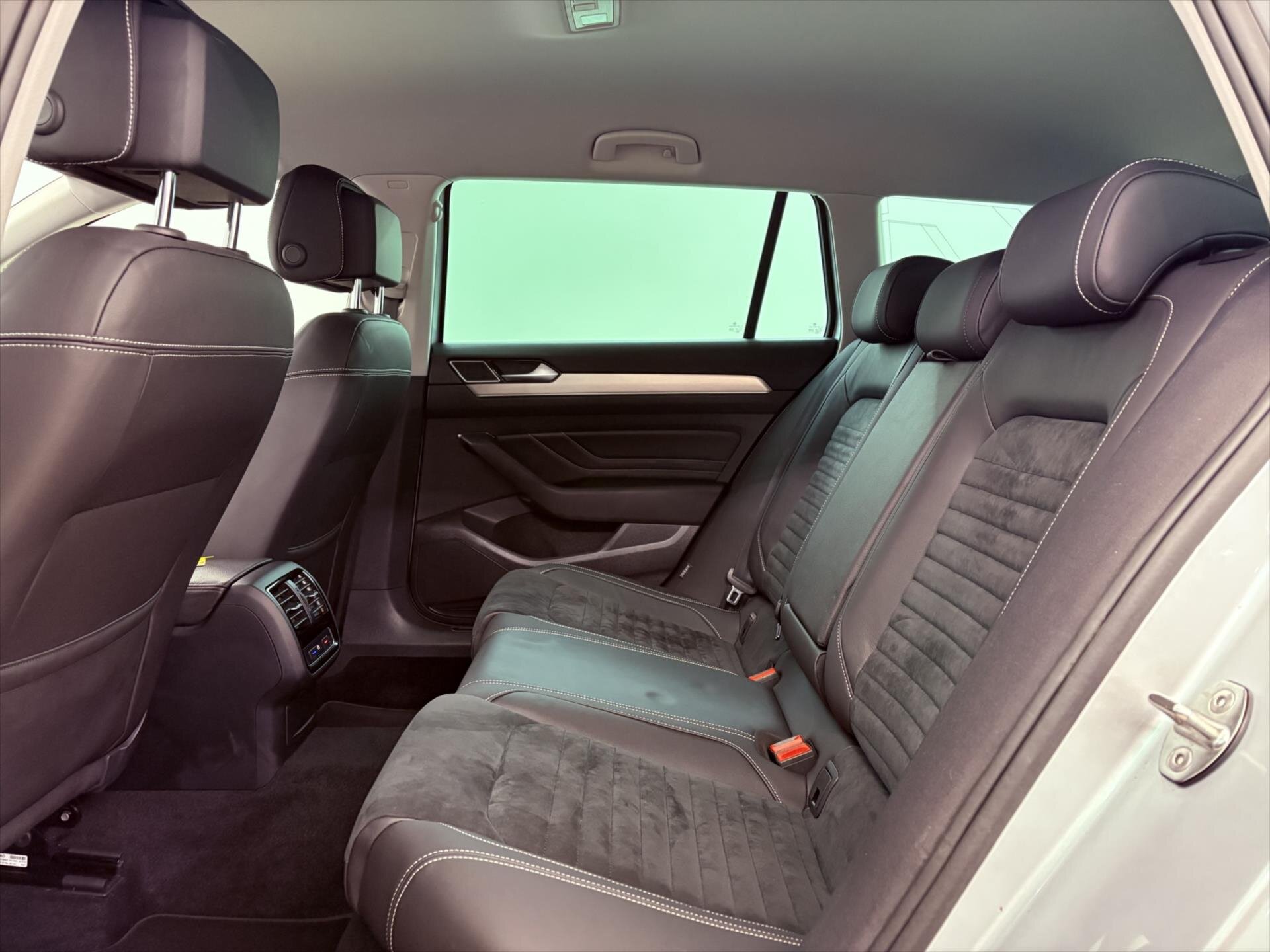 Volkswagen Passat Kombi 2,0 l 110 kw