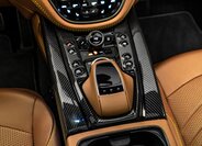 Aston Martin Ostatní SUV 4,0 l 520 kw