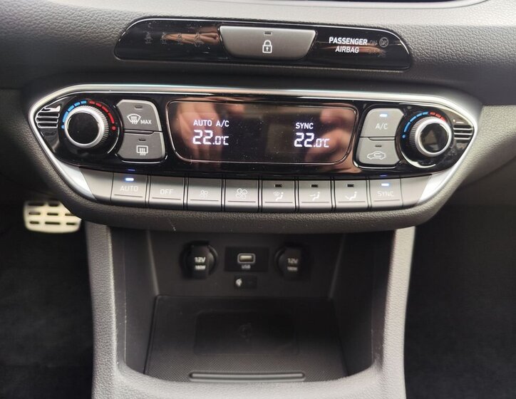 Hyundai i30 Liftback 1,5 l 117 kw