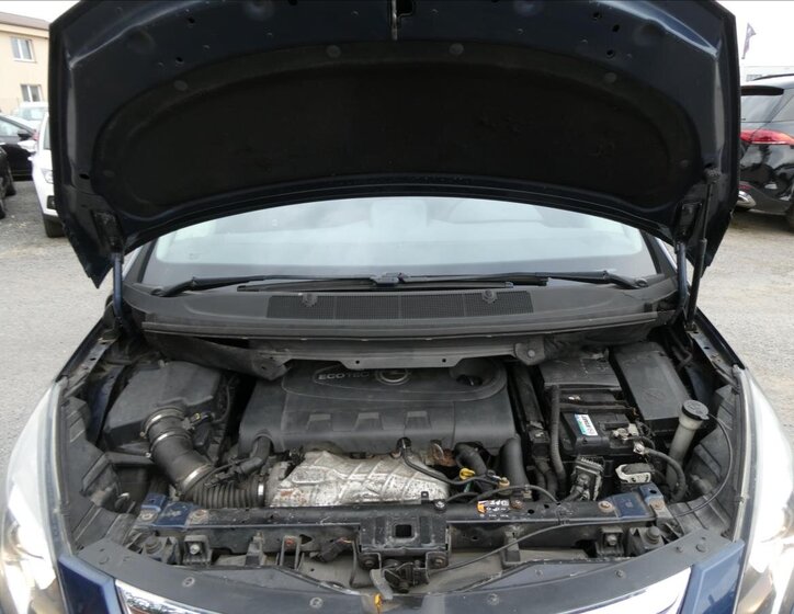 Opel Zafira MPV 2,0 l 121 kw