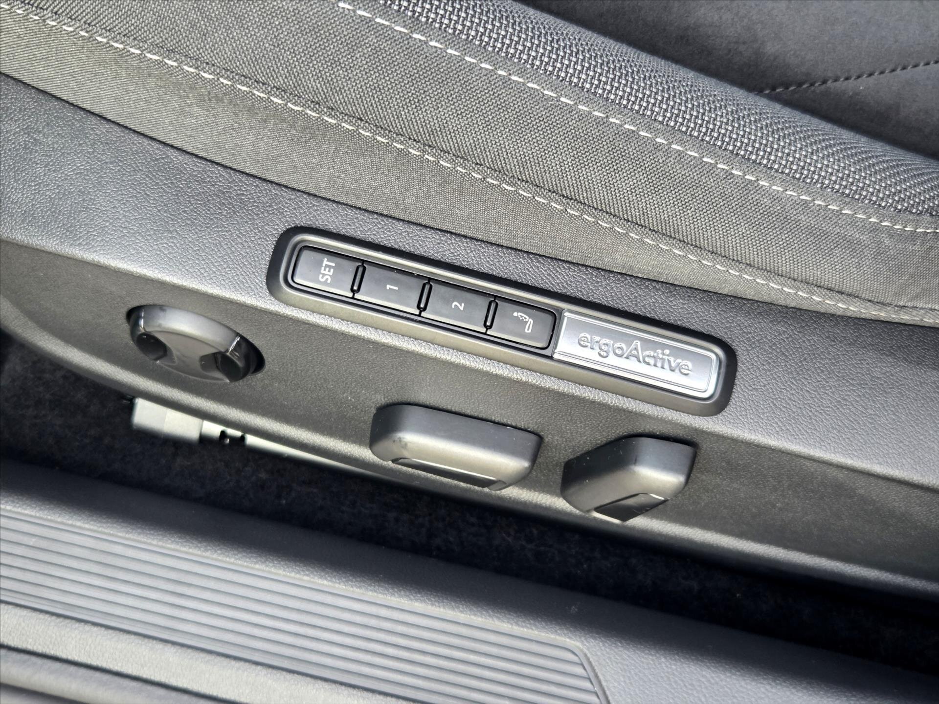 Volkswagen Golf Kombi 1,5 l 110 kw