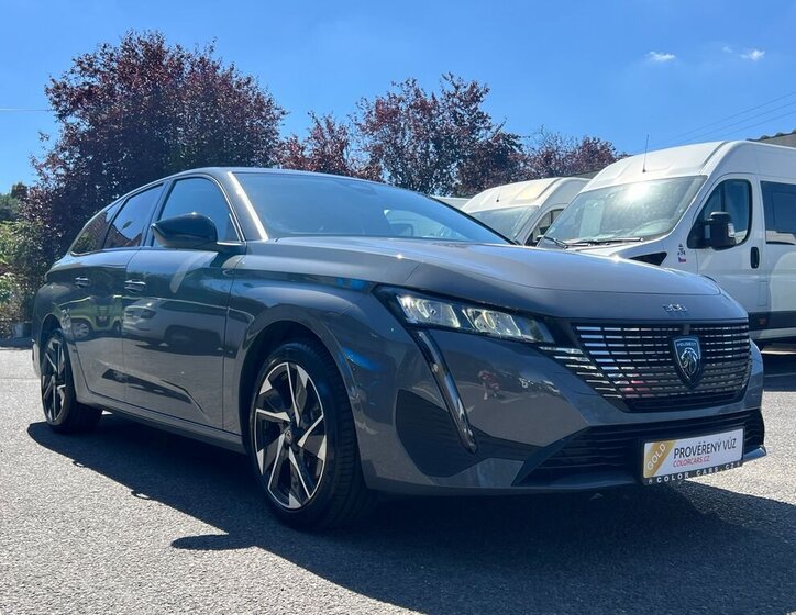 Peugeot 308 Kombi 1,2 l 96 kw