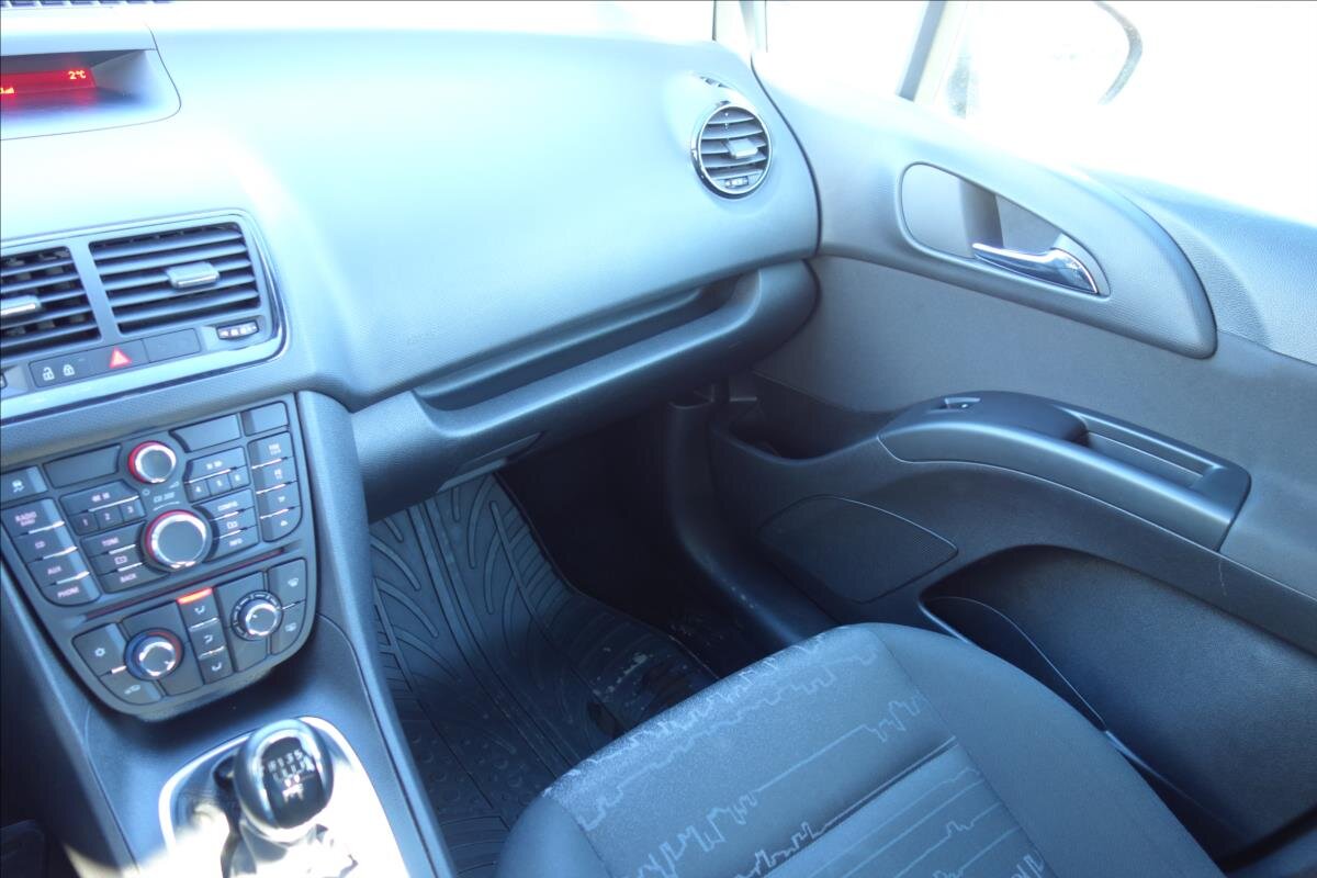 Opel Meriva MPV 1,4 l 74 kw