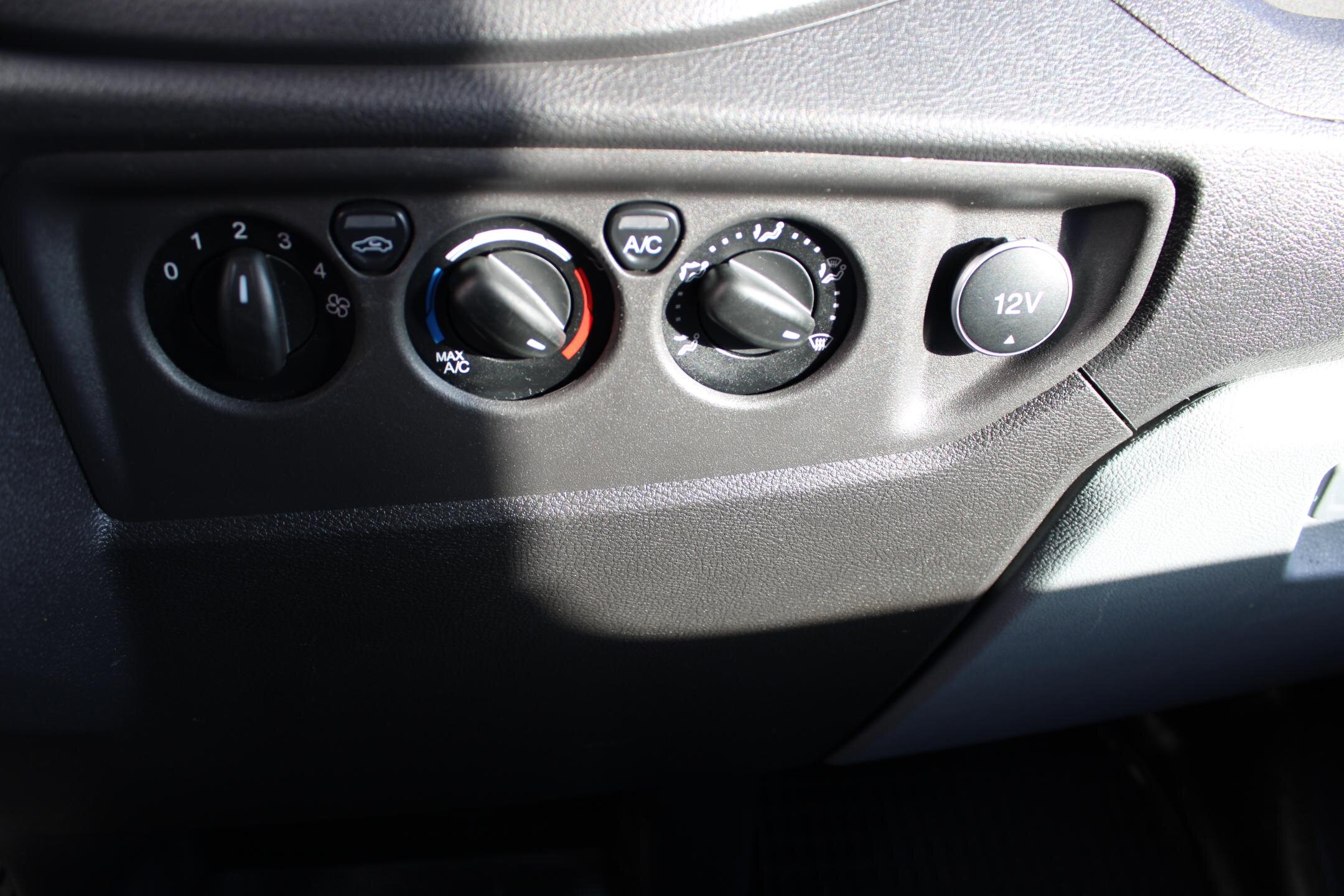 Ford Transit Užitková 2,0 l 125 kw