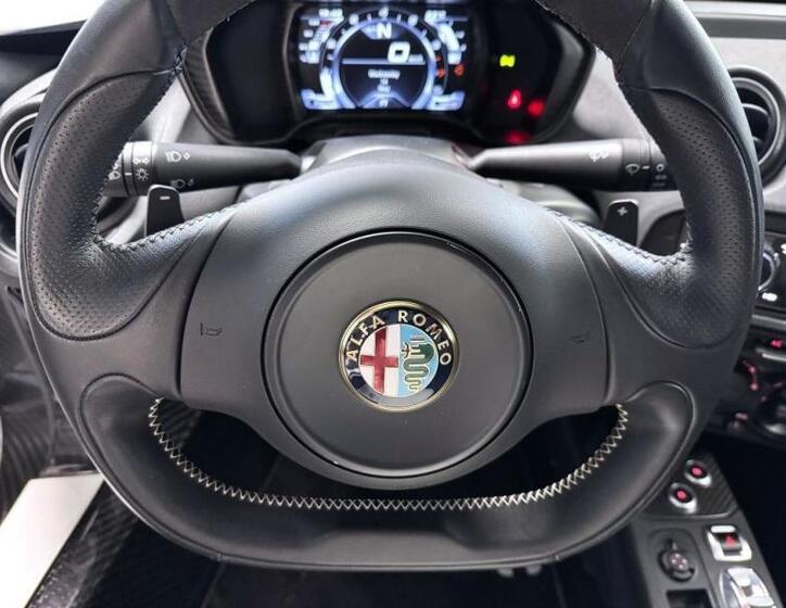 Alfa Romeo 4C 13