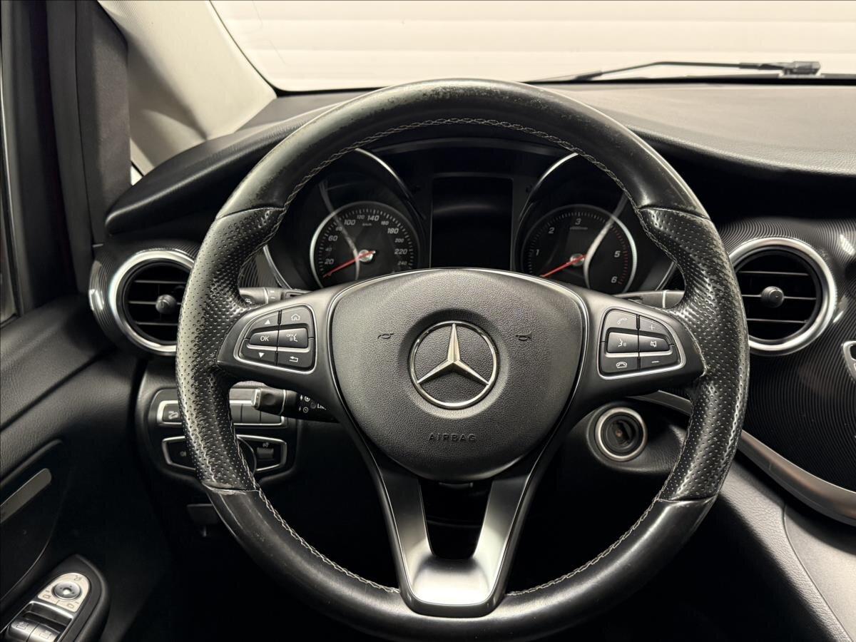 Mercedes-Benz Třídy V MPV 2,1 l 140 kw