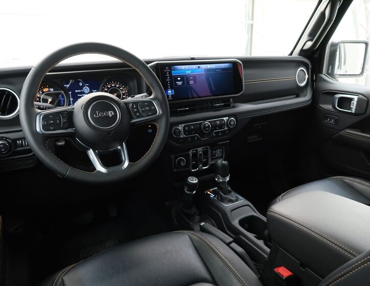 Jeep Wrangler SUV / Terénní 2,0 l 200 kw