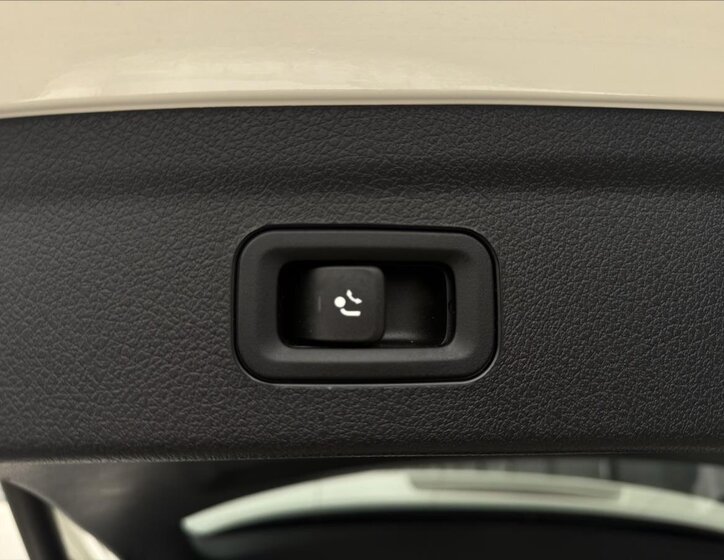 Mercedes-Benz GLE 28