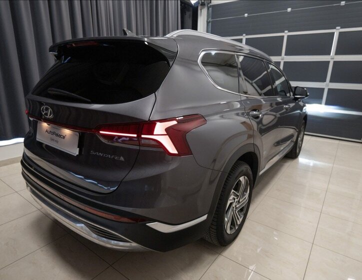 Hyundai Santa Fe SUV / Terénní 2,2 l 142 kw