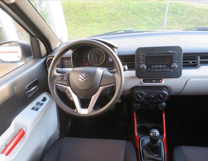 Suzuki Ignis 8