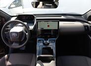 Toyota bZ4X 13