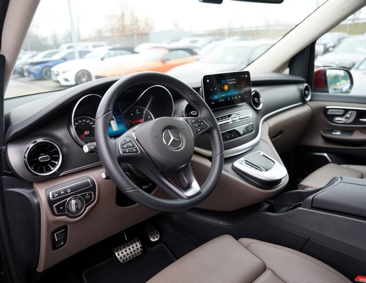 Mercedes-Benz Třídy V 22