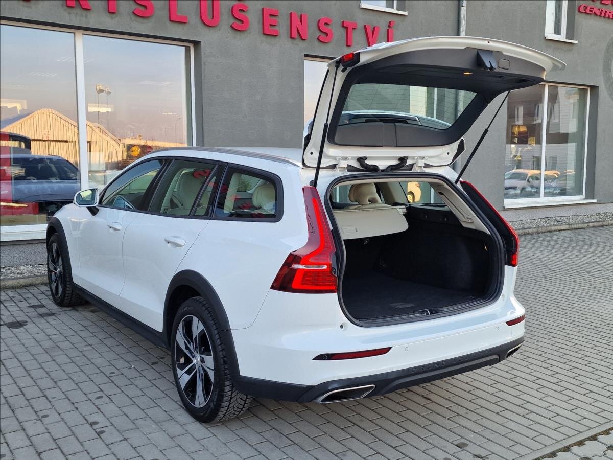 Volvo V60 Kombi 2,0 l 140 kw