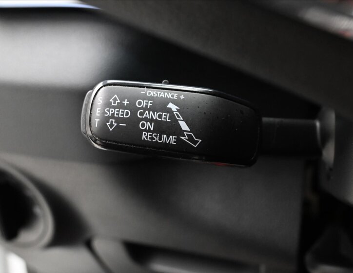 Škoda Karoq SUV / Terénní 2,0 l 110 kw