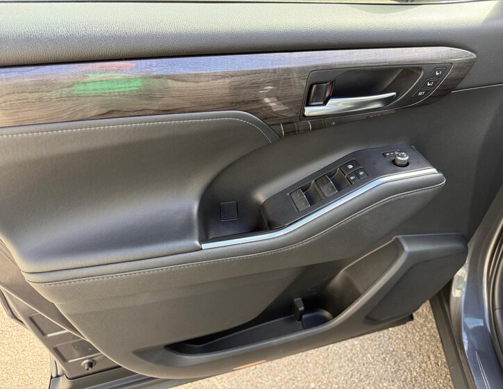 Toyota Highlander 22