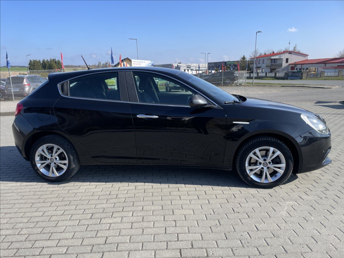 Alfa Romeo Giulietta Kombi 1,4 l 110 kw