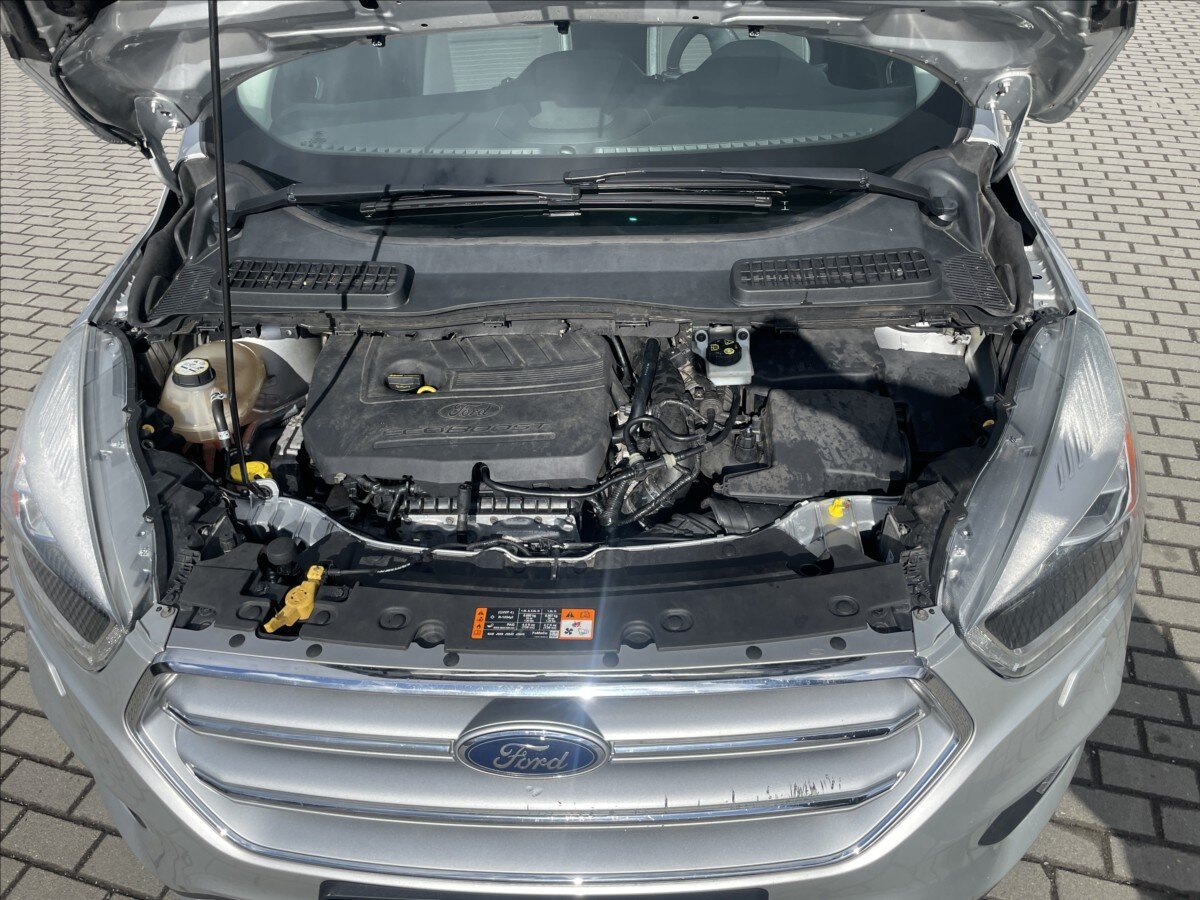 Ford Kuga SUV / Terénní 1,5 l 110 kw