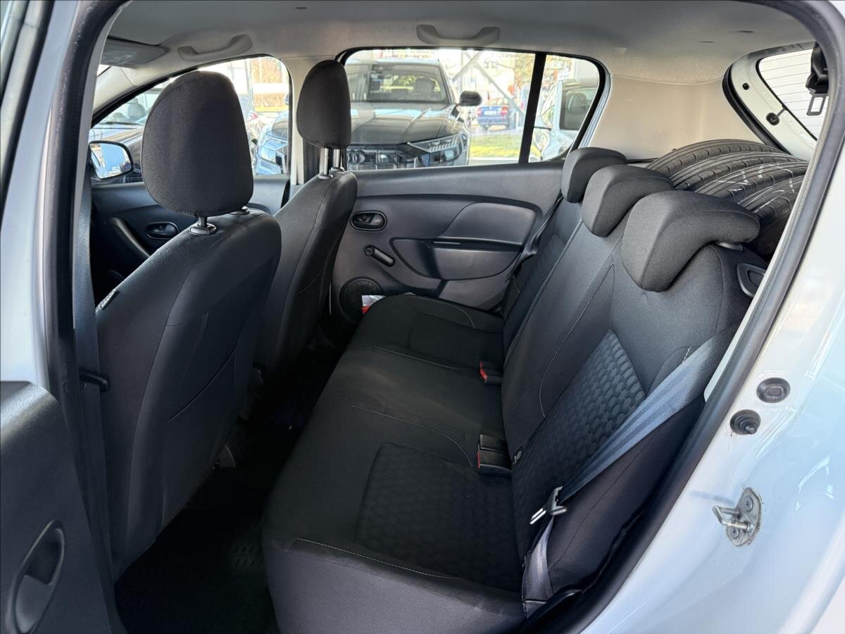 Dacia Sandero Hatchback 898,0 66 kw