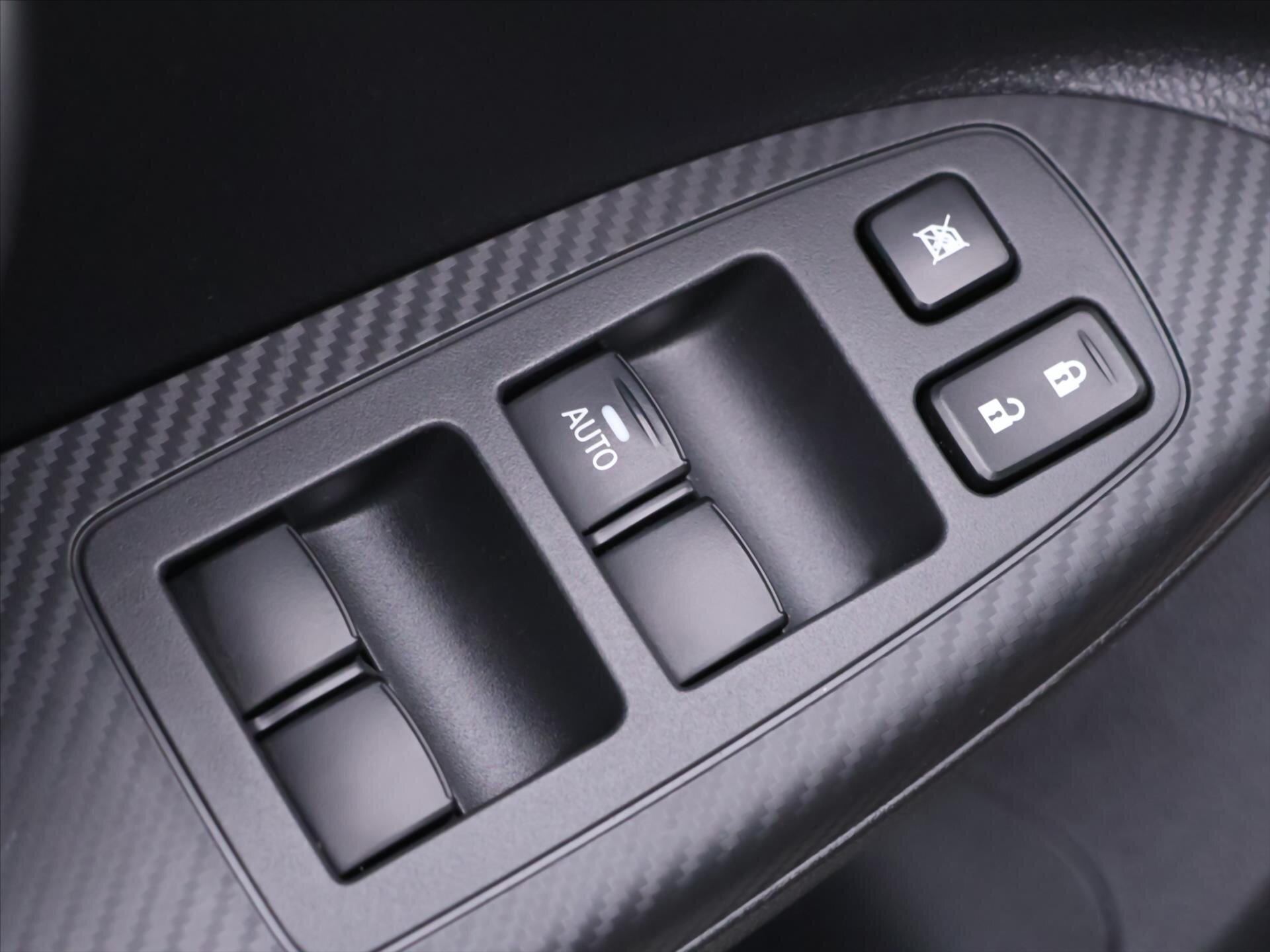 Mitsubishi Eclipse Cross SUV 1,5 l 120 kw