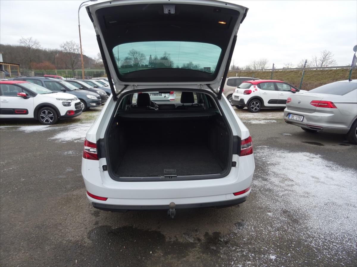 Škoda Superb Kombi 2,0 l 140 kw