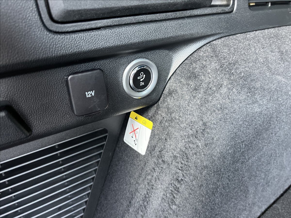 Ford Kuga SUV / Terénní 2,5 l 165 kw