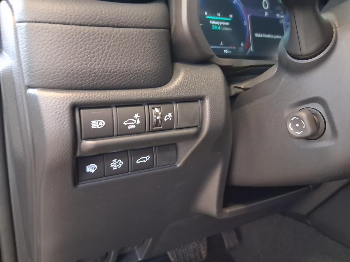 Toyota Land Cruiser SUV 2,8 l 151 kw