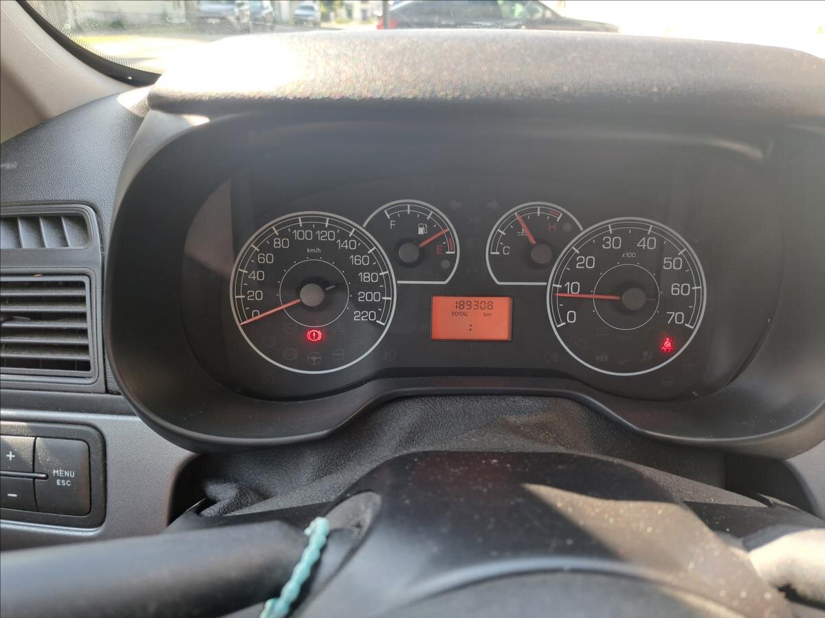 Fiat Grande Punto Kombi 1,2 l 51 kw